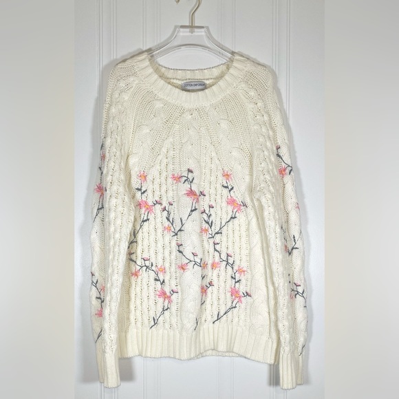 Ivory Cable Knit Floral Embroidered Sweater - Picture 1 of 4